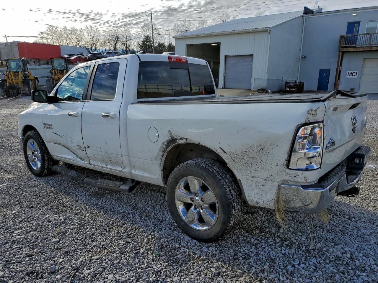2016 Ram 1500 Slt - Image 2