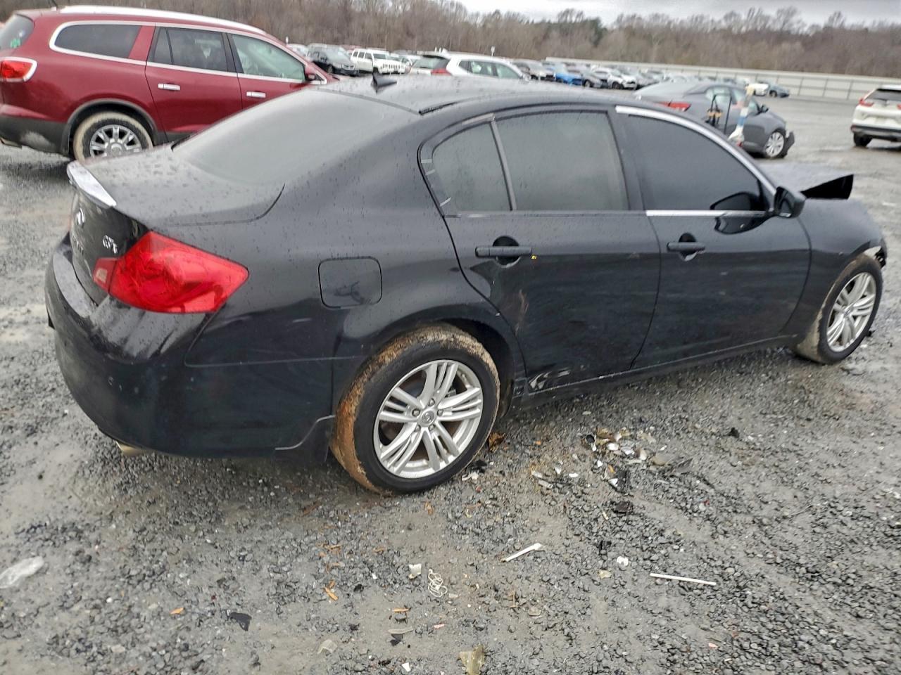 2011 Infiniti G37 - Image 3