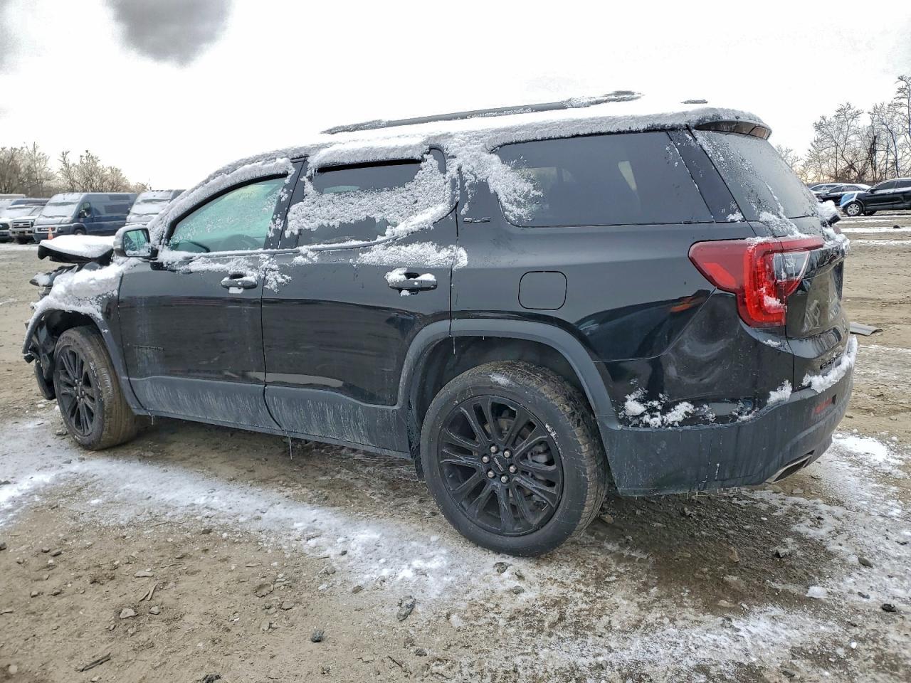 2022 GMC Acadia Sle - Image 2