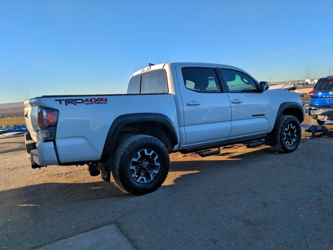2020 Toyota Tacoma Double Cab - Image 3