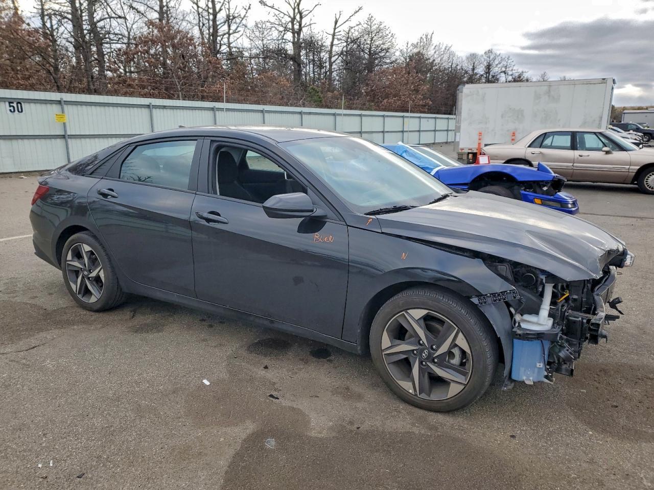 2023 Hyundai Elantra Sel - Image 4