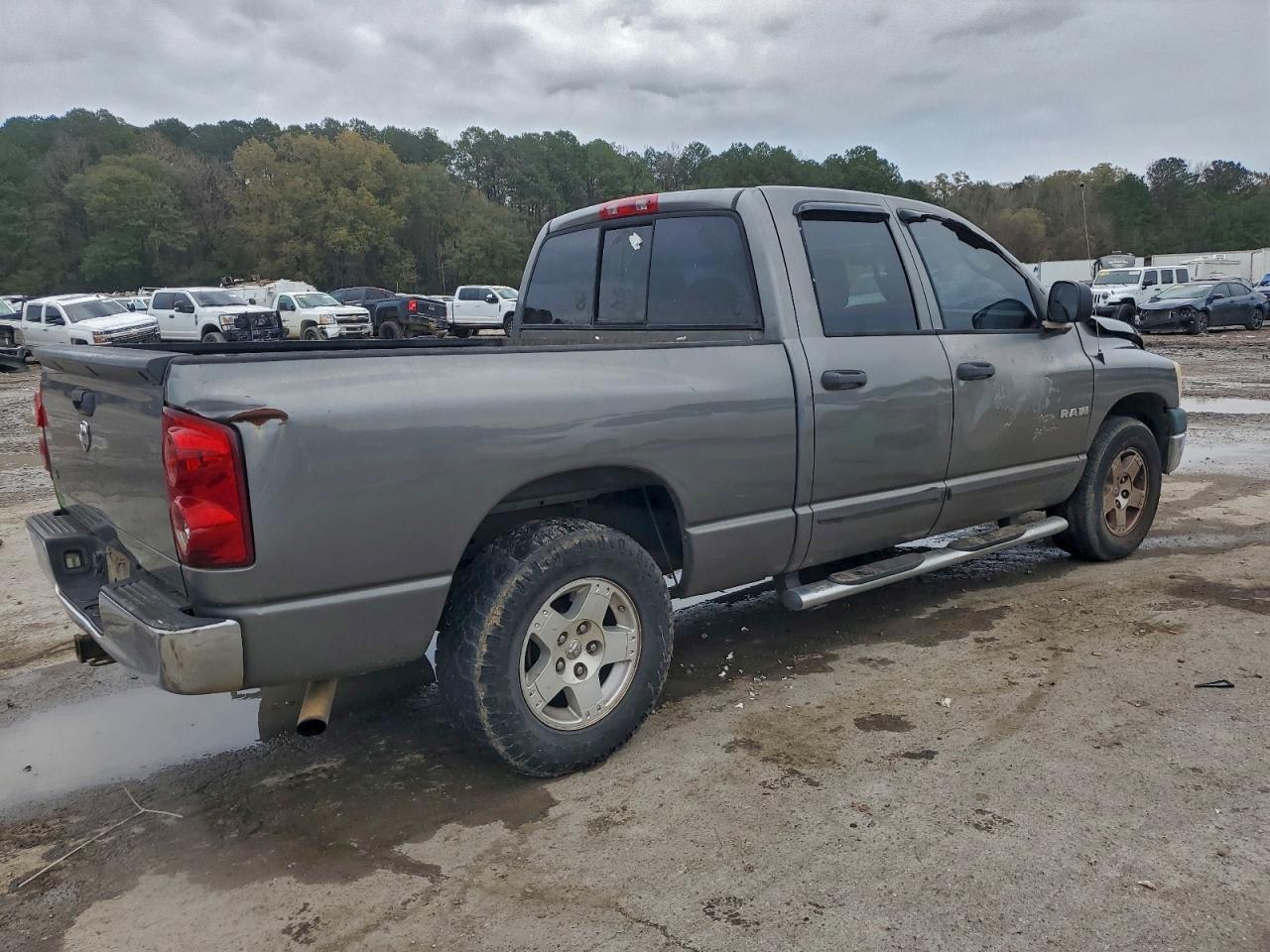 2008 Dodge Ram 1500 St - Image 3