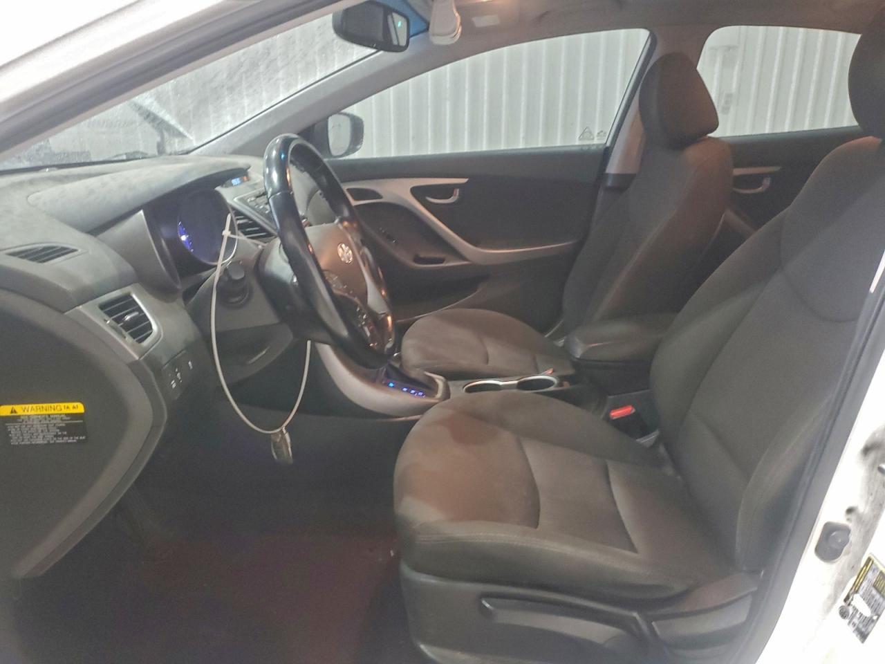 2016 Hyundai Elantra Se - Image 7