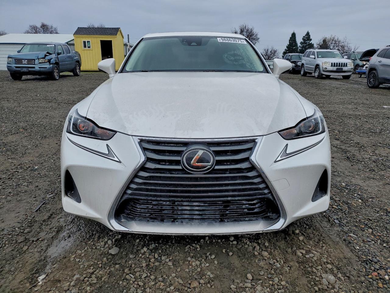 2018 Lexus Is 300 - Image 5