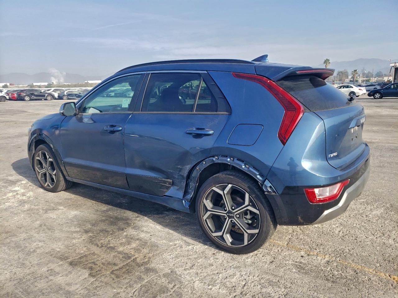 2024 Kia Niro Ex To - Image 2