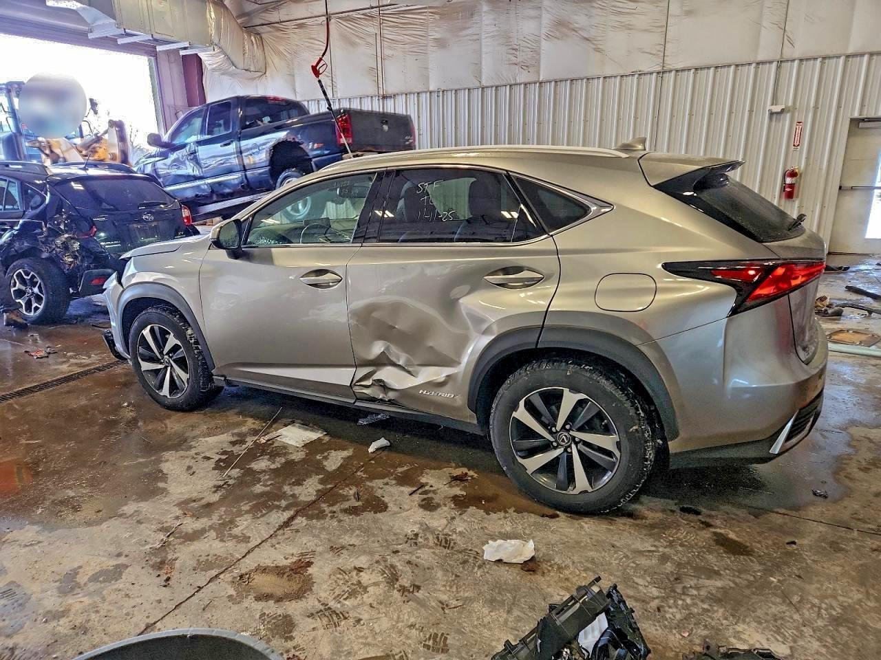 2019 Lexus Nx 300H - Image 2