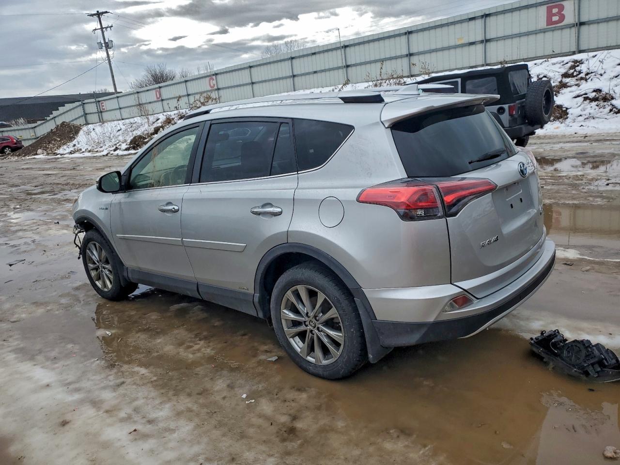 2016 Toyota Rav4 Hv Limited - Image 2