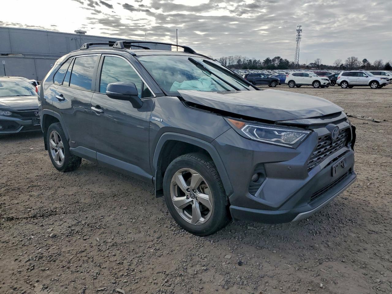 2020 Toyota Rav4 Limited - Image 4