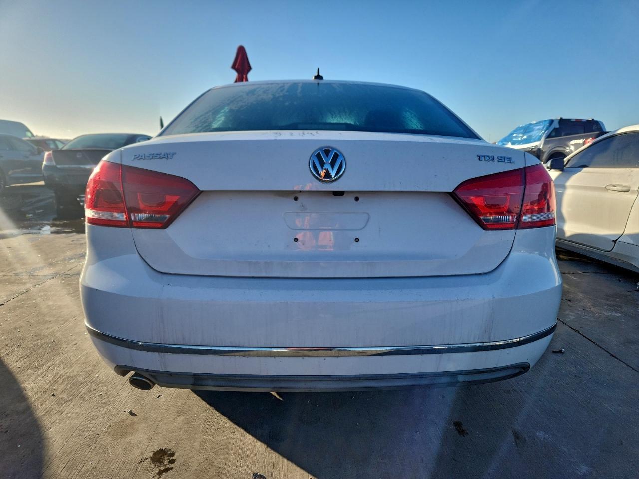 2013 Volkswagen Passat Sel - Фото 6