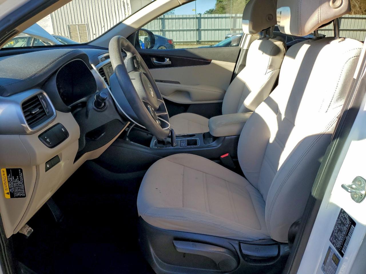 2017 Kia Sorento Lx V6 - Фото 7