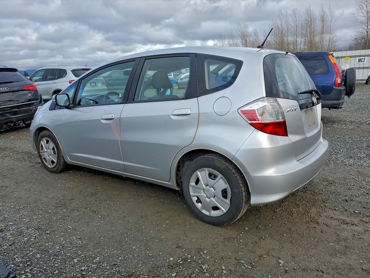 2013 Honda Fit - Фото 2
