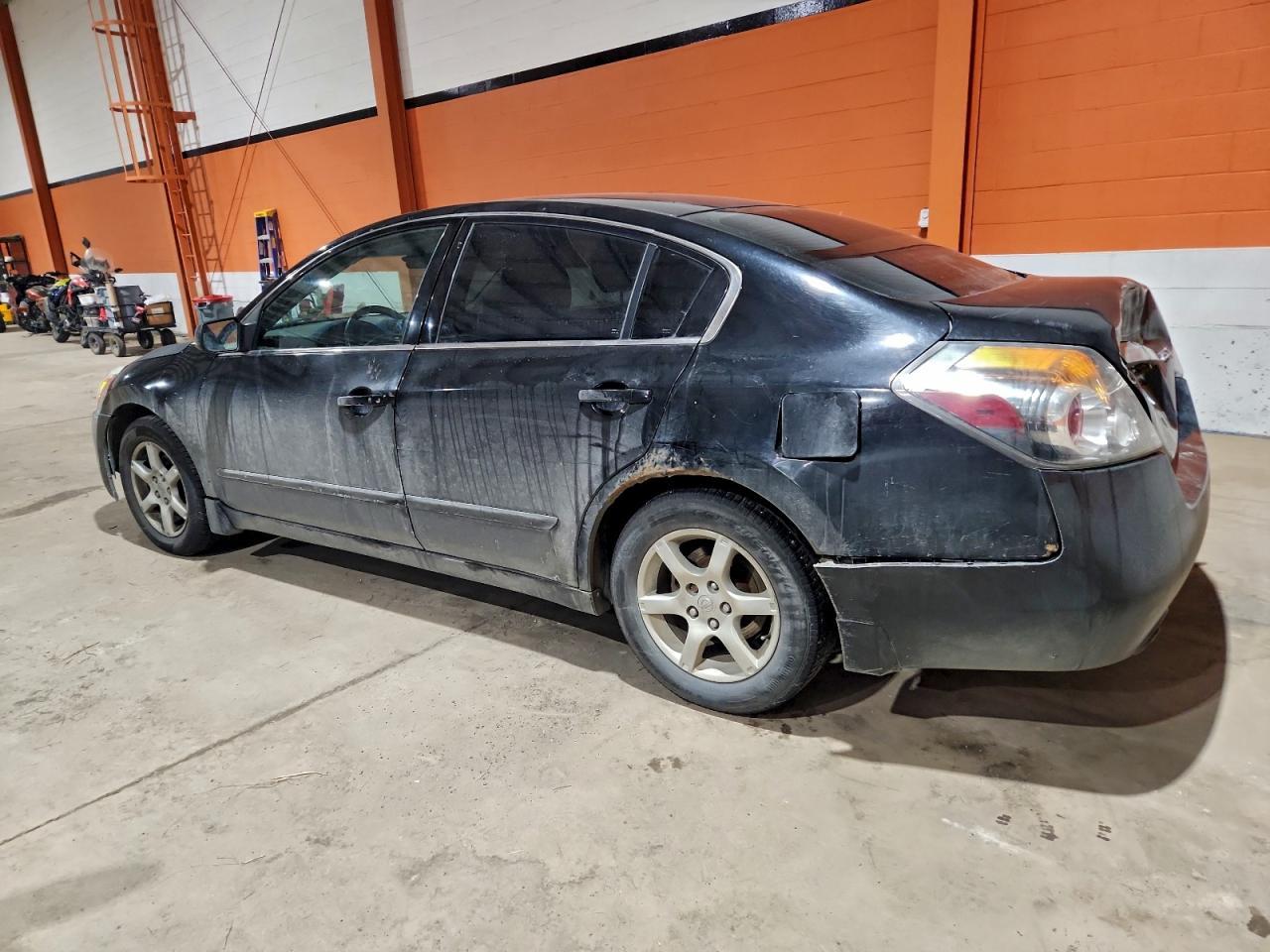 2012 Niss Altima Base - Фото 2