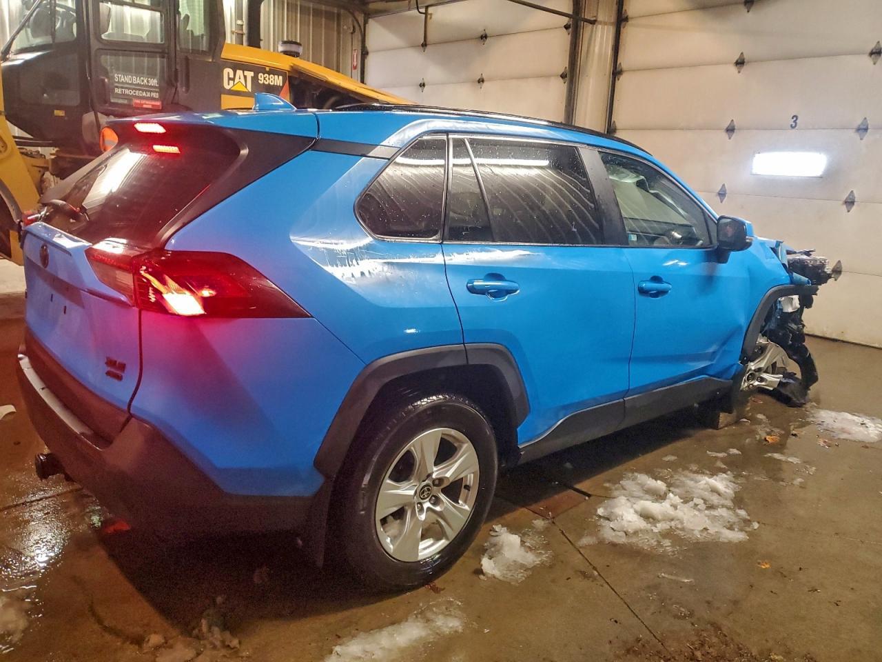 2021 Toyota Rav4 Xle - Фото 3