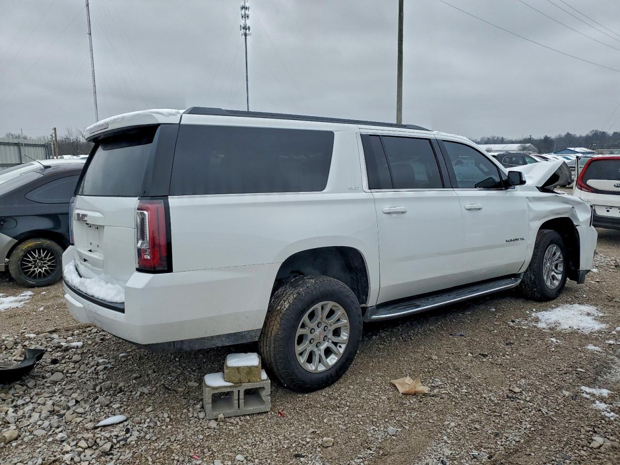 2020 GMC Yukon Xl K1500 Slt - Image 3