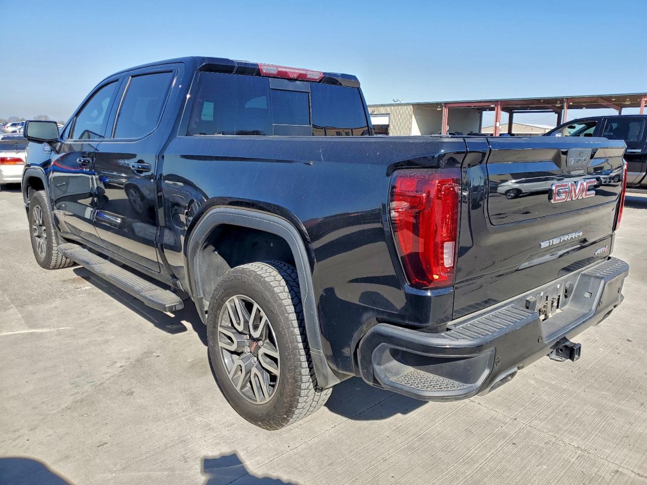 2020 GMC Sierra K1500 At4 - Image 2