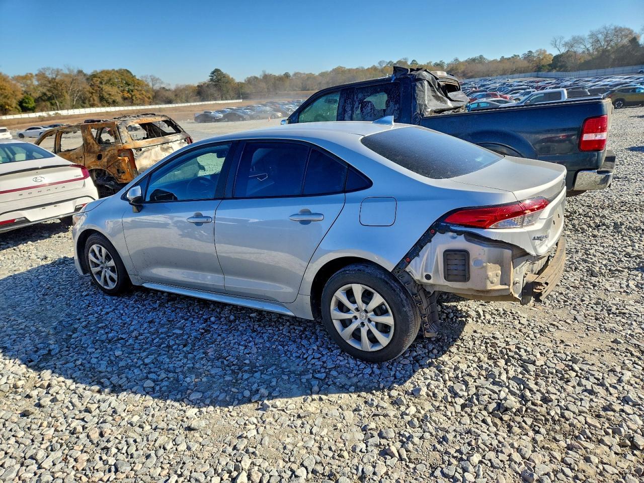 2024 Toyota Corolla Le - Image 2