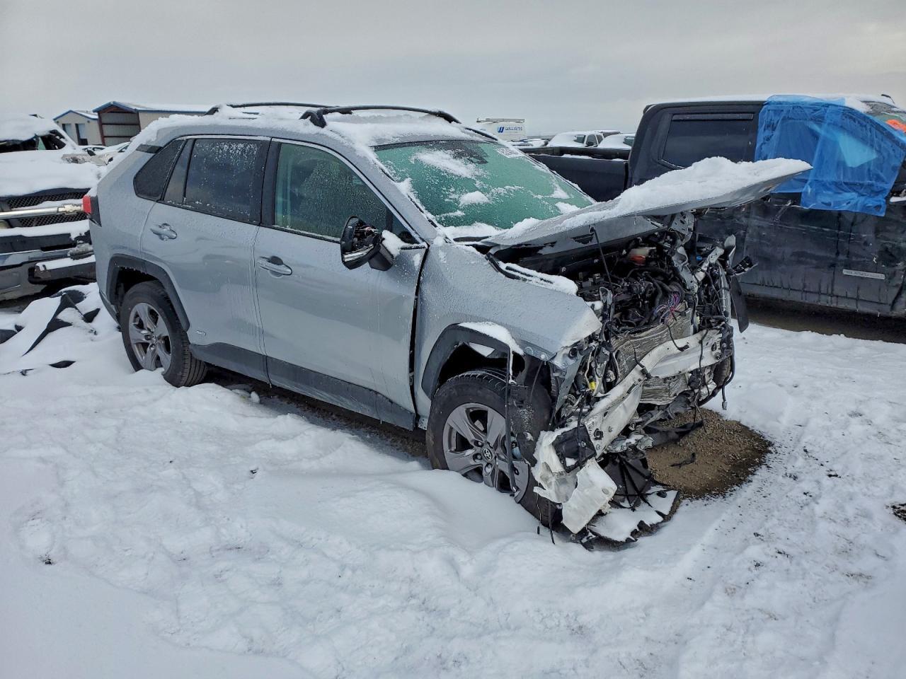 2025 Toyota Rav4 Xle - Image 4