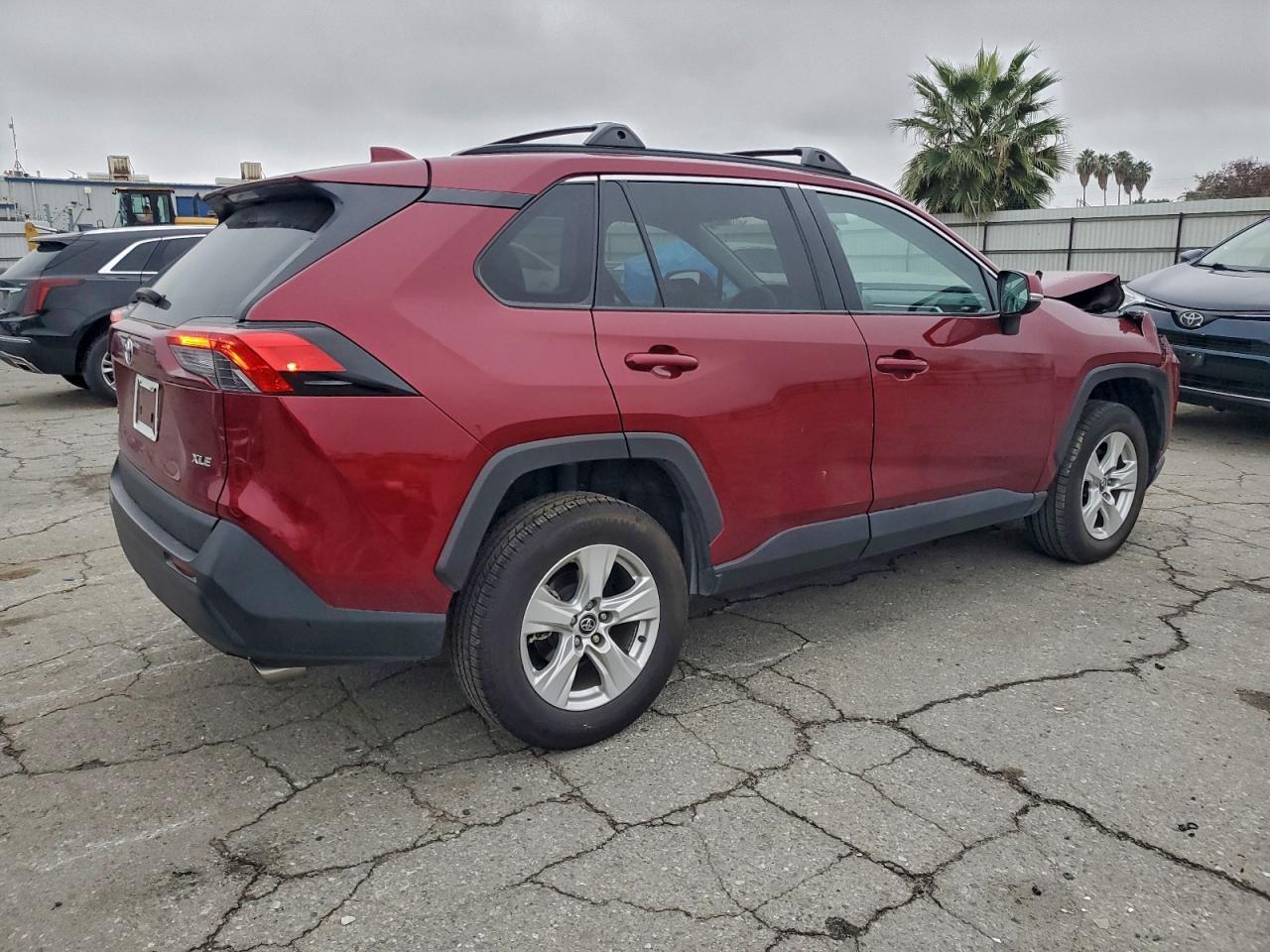 2020 Toyota Rav4 Xle - Image 3
