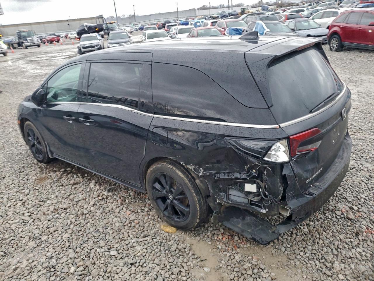 2023 Honda Odyssey Sport-L - Image 2