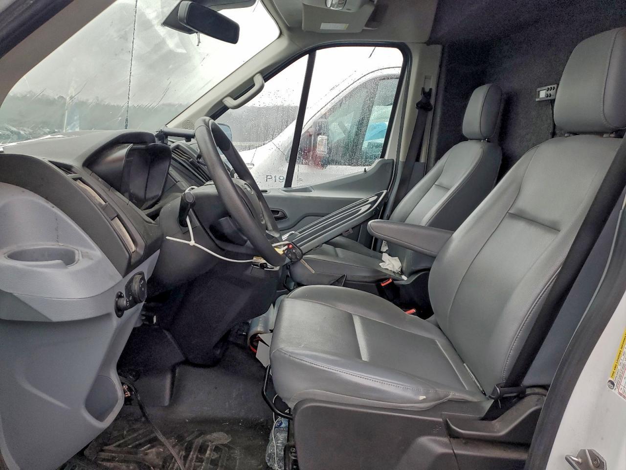 2019 Ford Transit Delivery Van - Image 7
