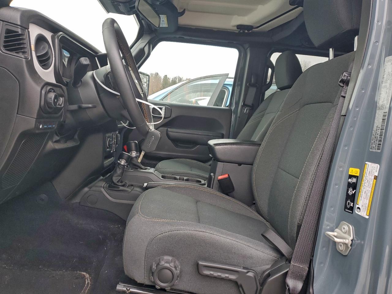 2024 Jeep Wrangler 4Xe - Image 7