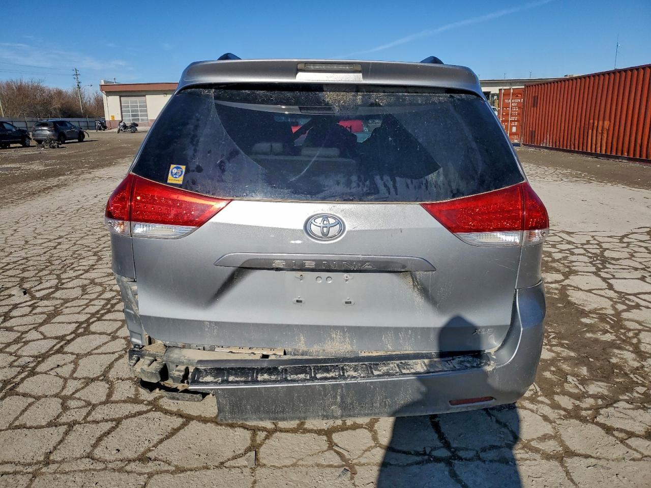 2013 Toyota Sienna Xle - Фото 6