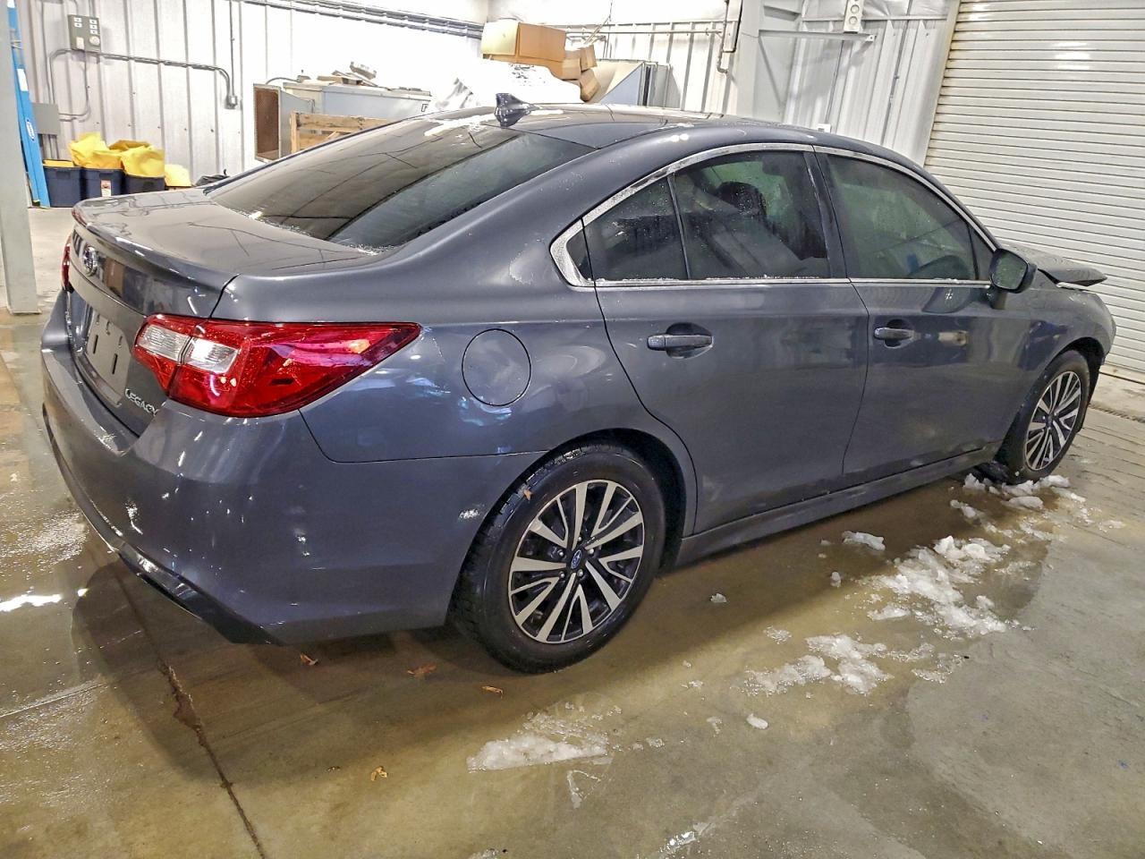 2018 Subaru Legacy 2.5I Premium - Image 3