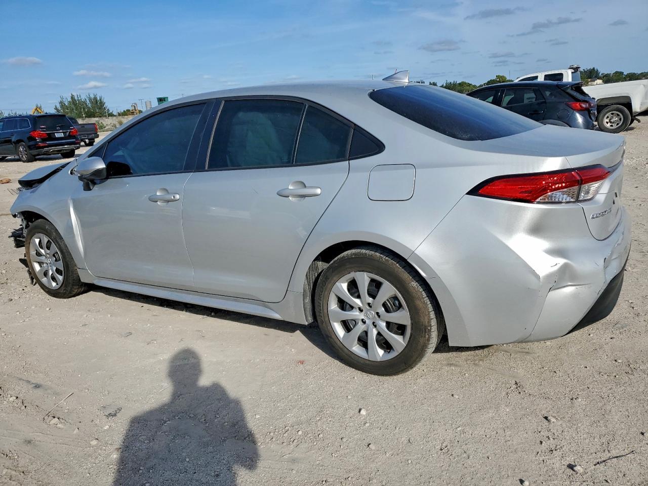 2024 Toyota Corolla Le - Image 2