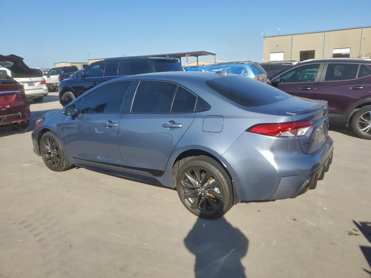 2025 Toyota Corolla Se - Фото 2