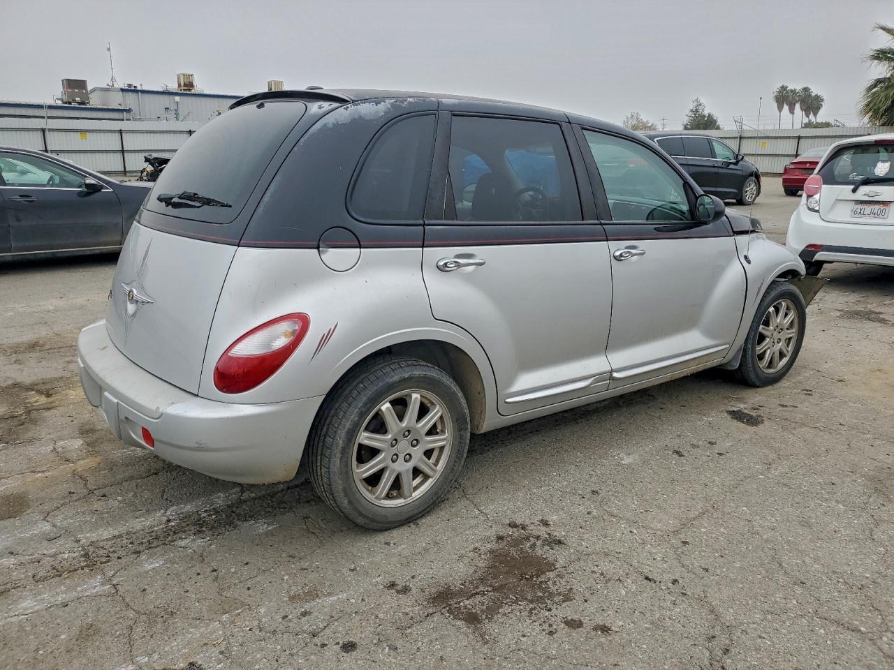 2010 Chrysler Pt Cruiser - Фото 3