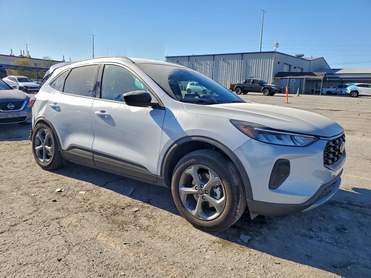 2025 Ford Escape St Line - Image 4