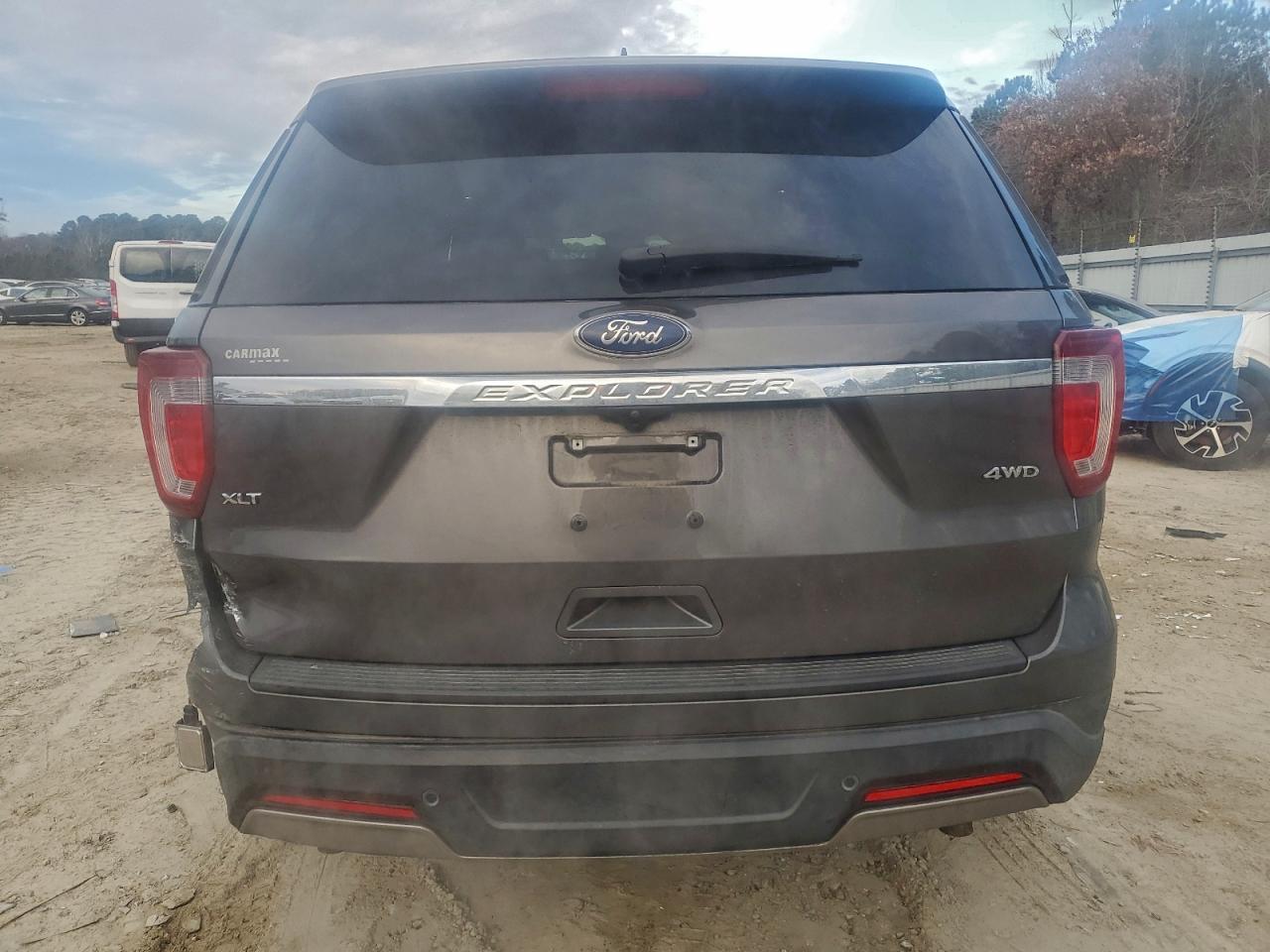 2019 Ford Explorer Xlt - Фото 6