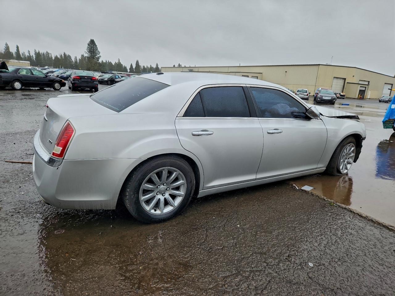 2012 Chrysler 300 Limited - Image 3
