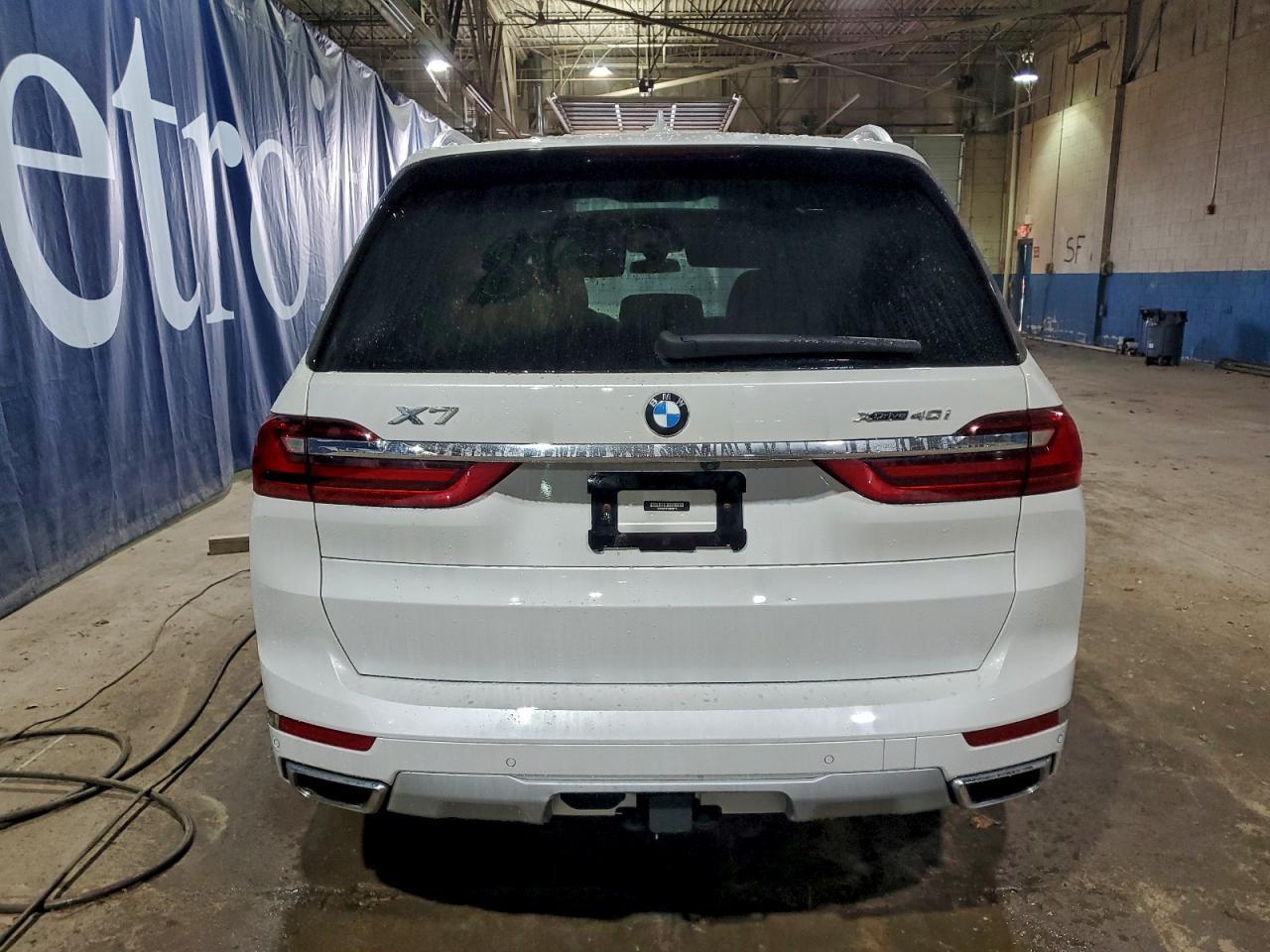 2022 BMW X7 xDrive40I - Image 6