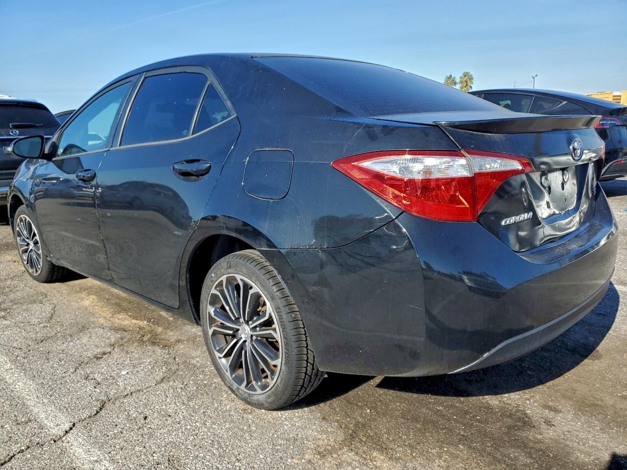 2014 Toyota Corolla L - Фото 2