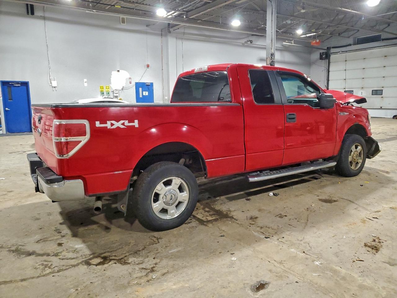 2010 Ford F150 Super Cab - Фото 3