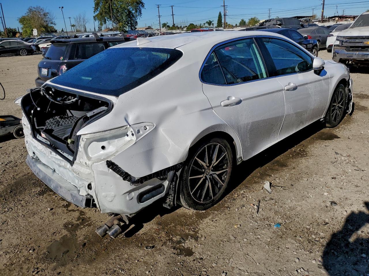 2023 Toyota Camry Se Night Shade - Image 3