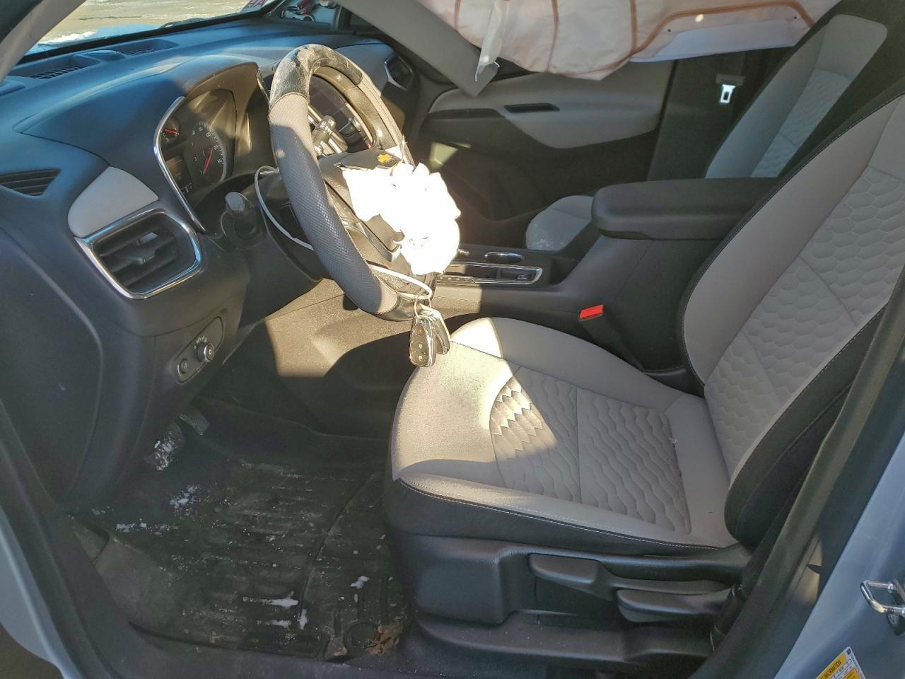 2020 Chevrolet Equinox Ls - Image 7