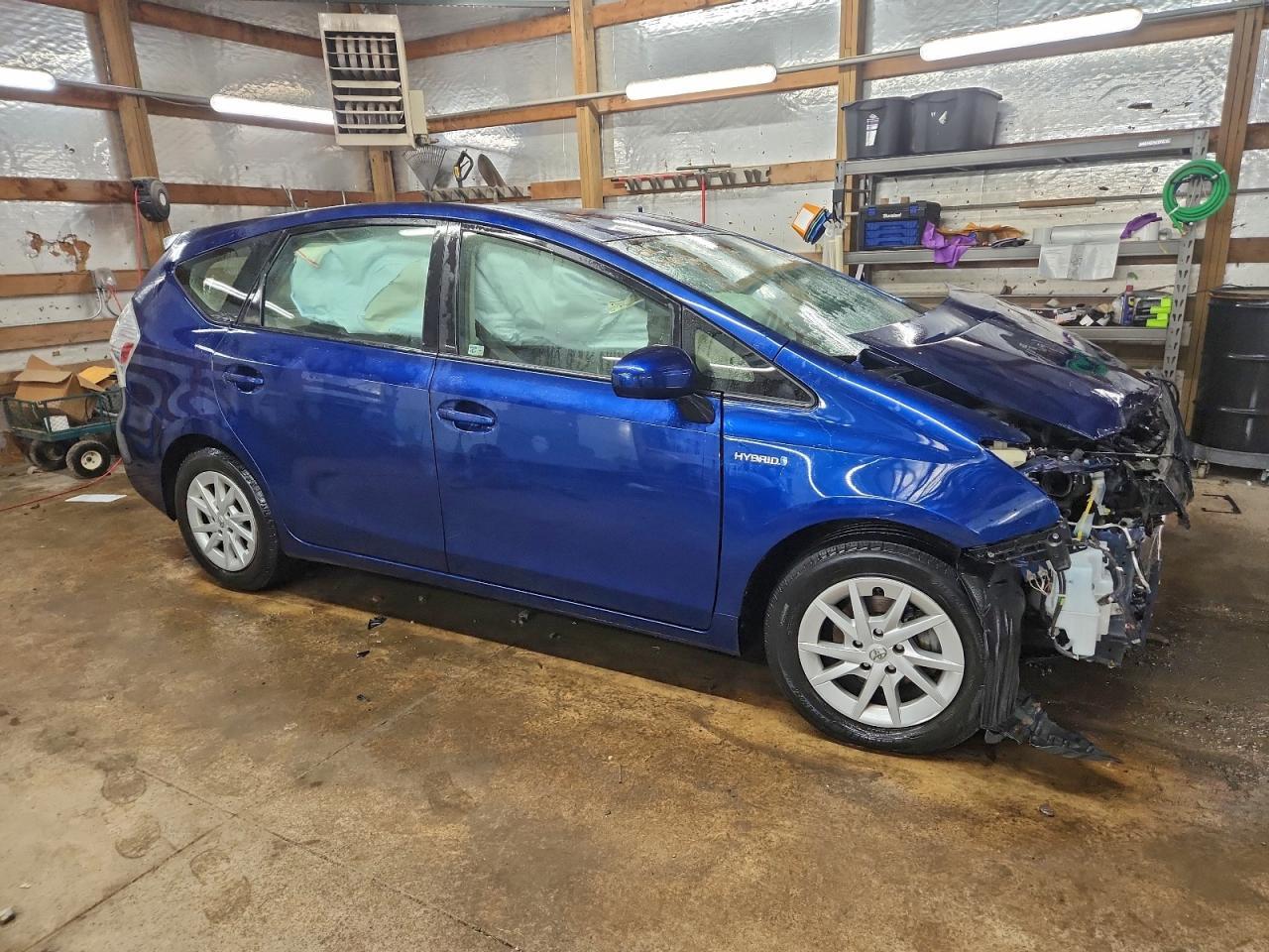 2013 Toyota Prius V - Фото 4