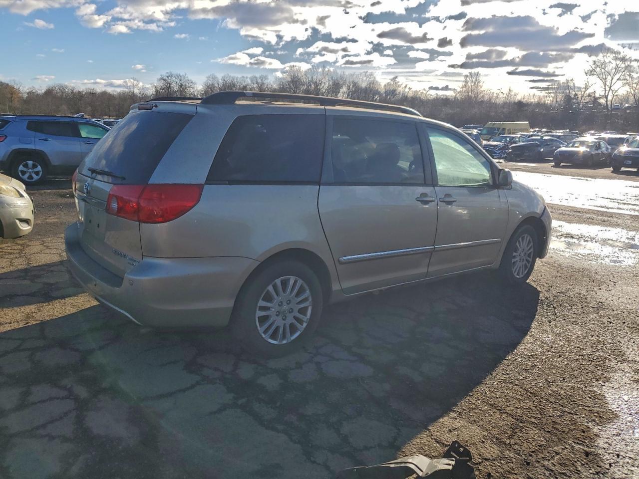 2008 Toyota Sienna Xle - Фото 3