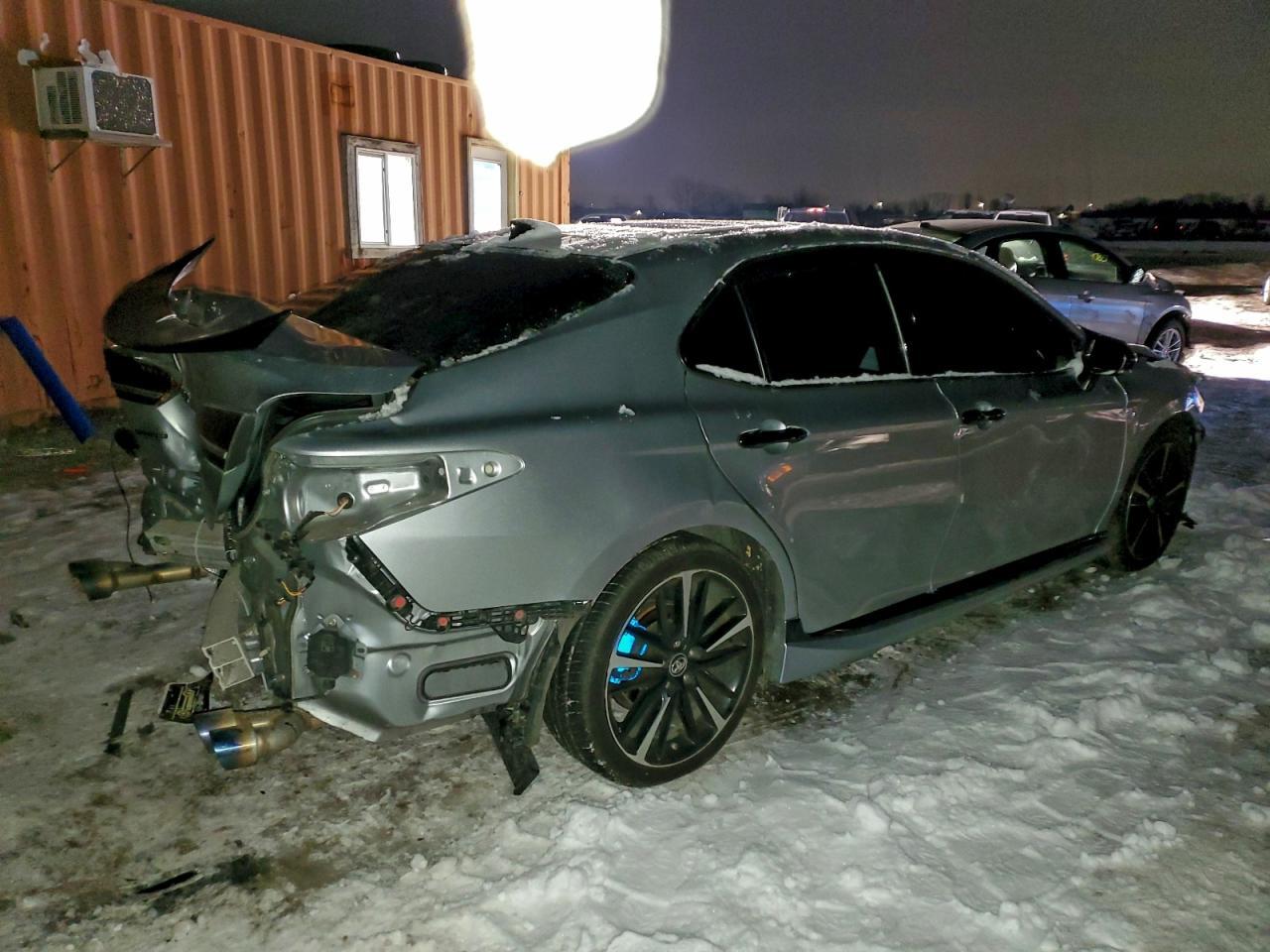 2019 Toyota Camry Xse - Image 3