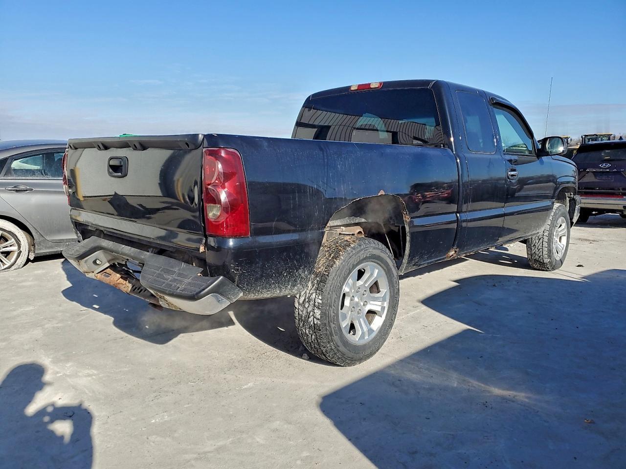 2003 Chevrolet Silverado K1500 - Фото 3