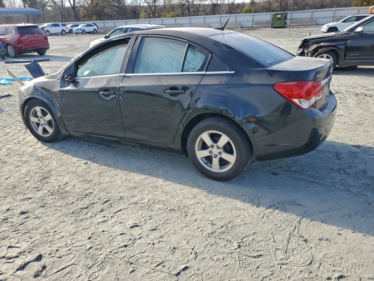2014 Chevrolet Cruze Lt - Image 2