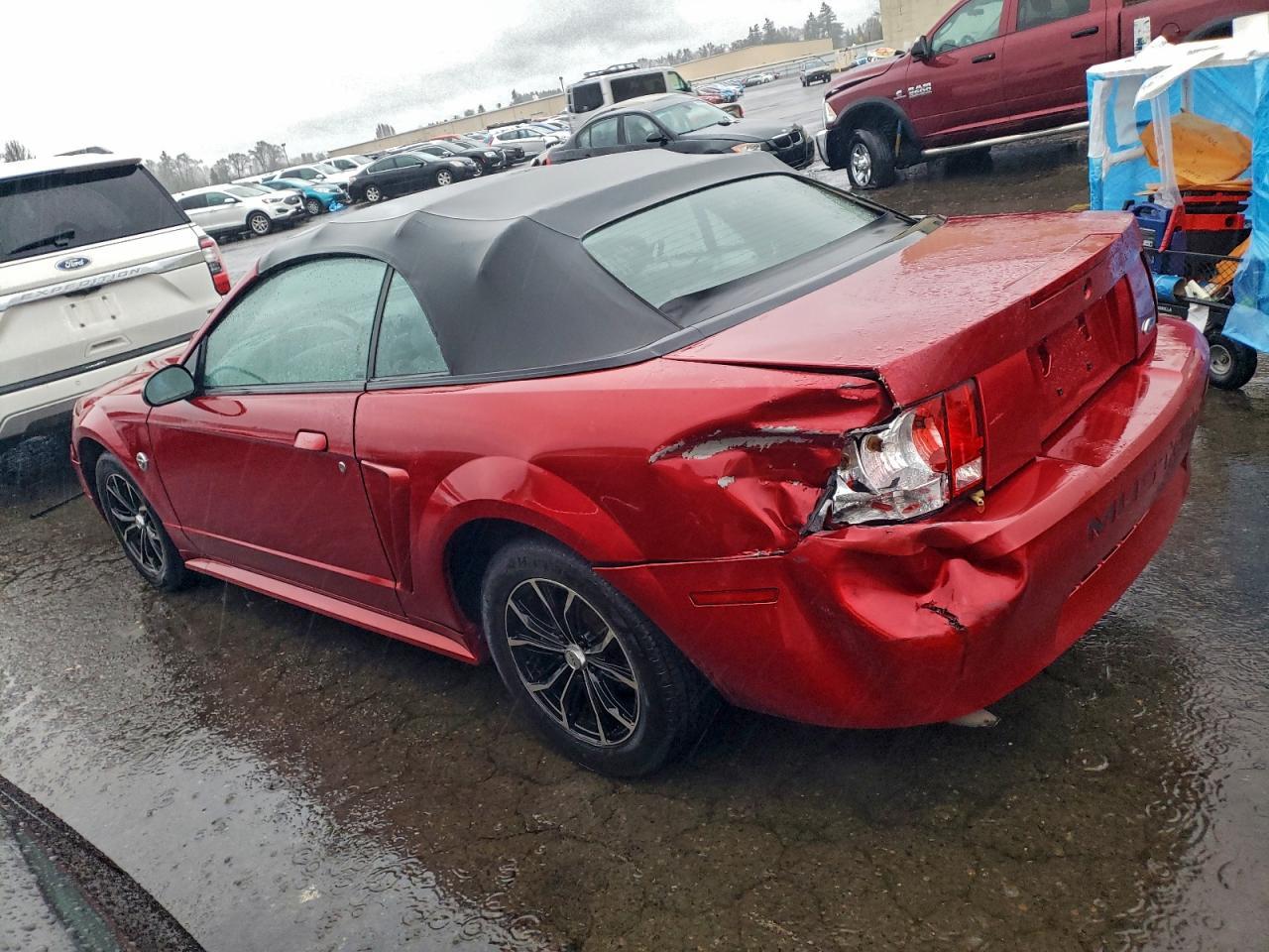 2004 Ford Mustang - Фото 2