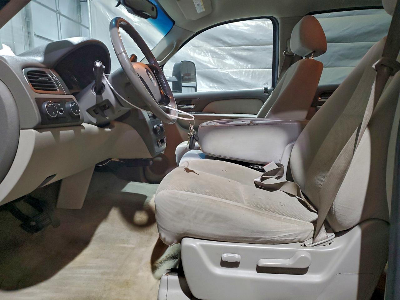 2007 Chevrolet Suburban K2500 - Фото 7