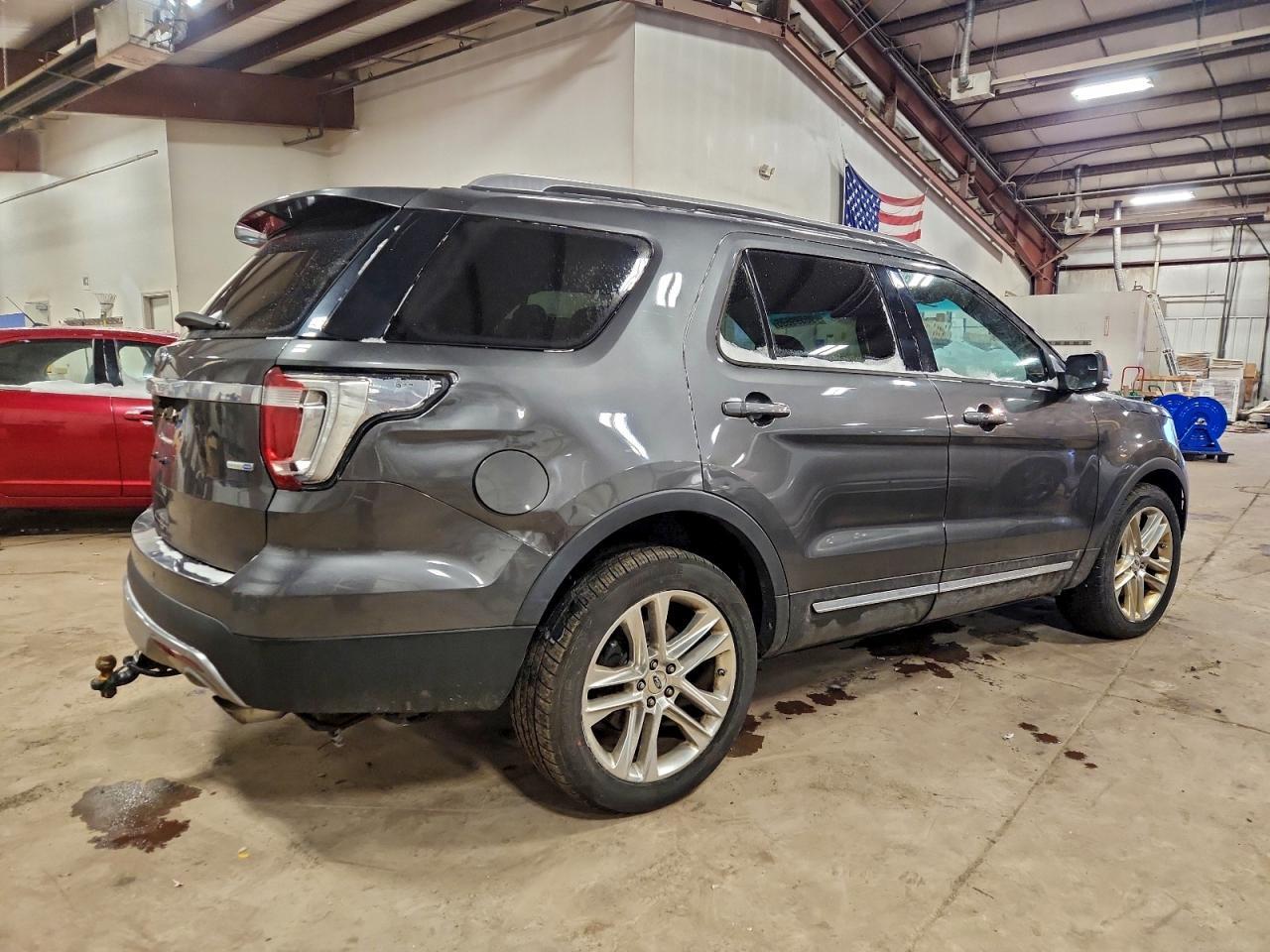 2016 Ford Explorer Xlt - Image 3