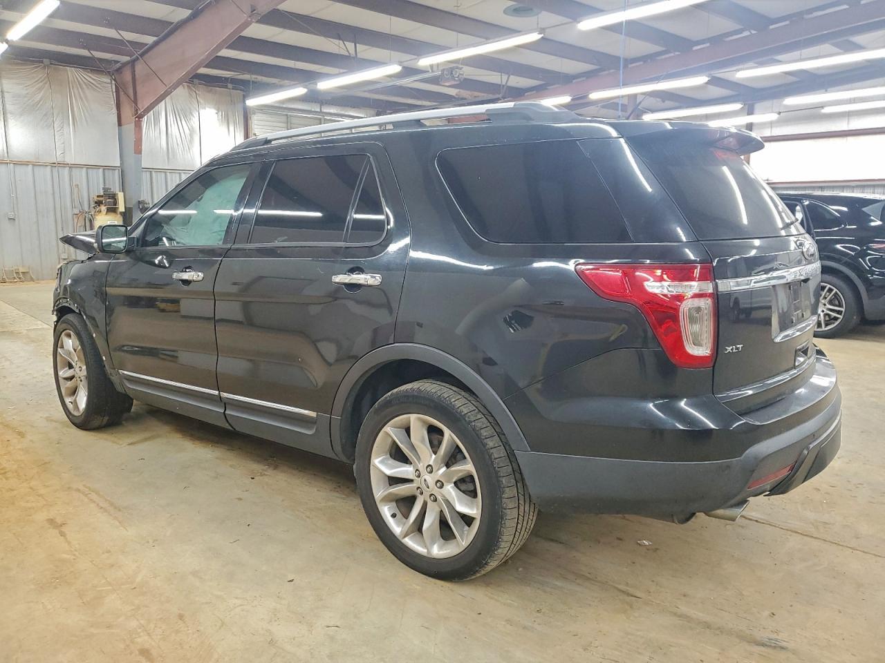 2013 Ford Explorer Xlt - Фото 2