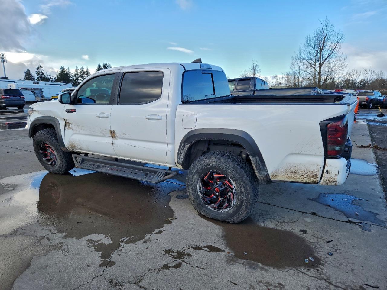 2018 Toyota Tacoma Double Cab - Фото 2