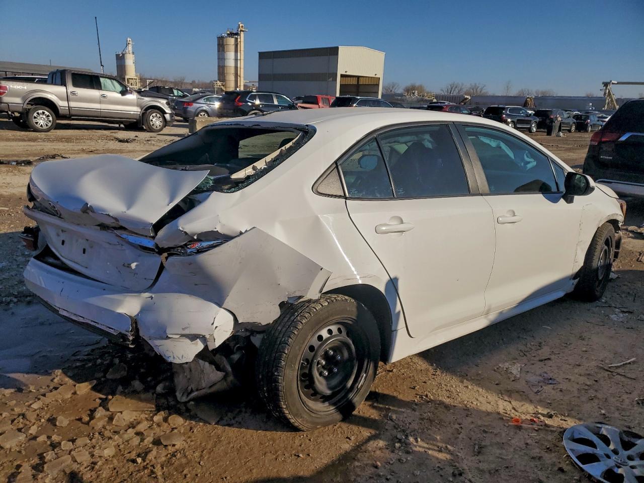 2020 Toyota Corolla Le - Фото 3