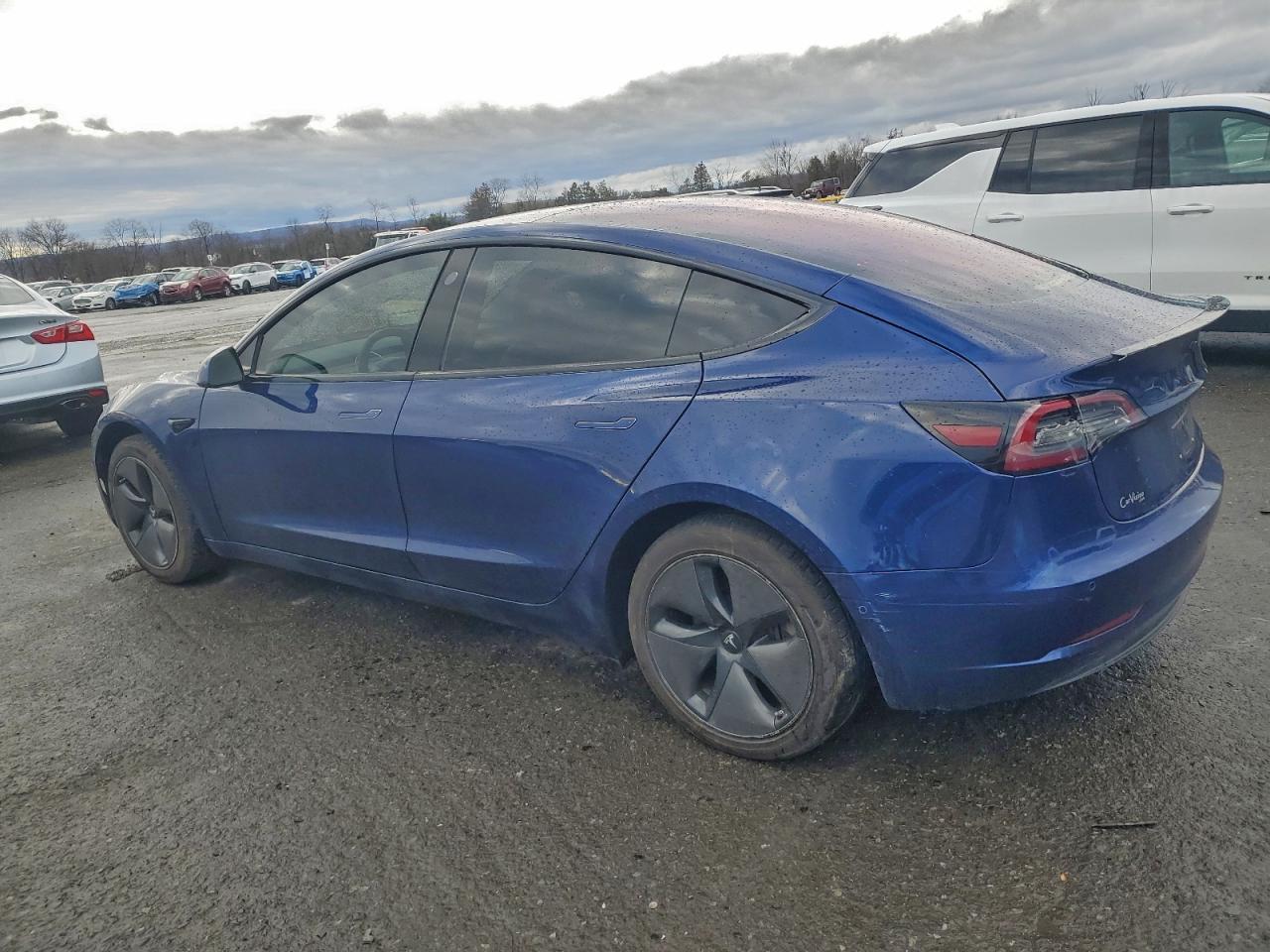 2018 Tesla Model 3 - Image 2